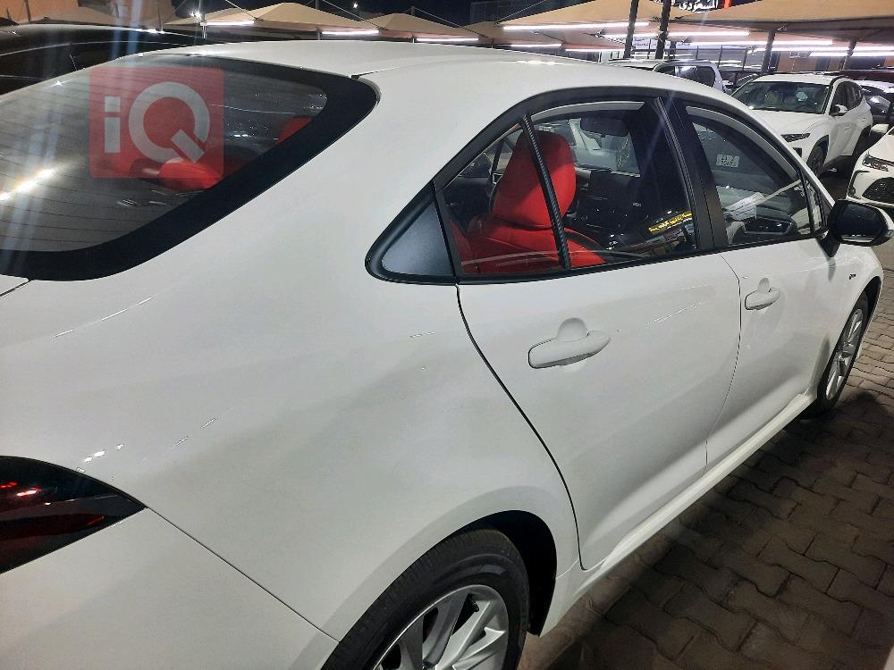 تۆیۆتا کۆرۆلا